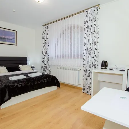 Lesny Dworek Frühstückspension