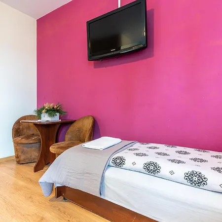 Lesny Dworek Bed & Breakfast