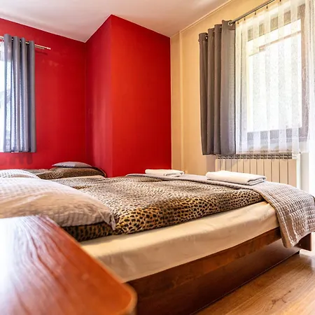 Lesny Dworek Bed & Breakfast