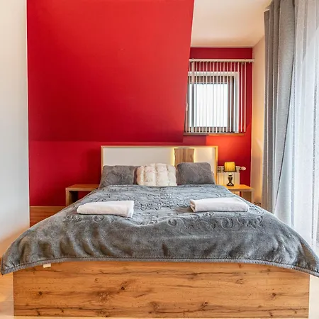 Bed & Breakfast Lesny Dworek