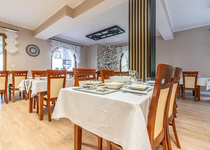 Nocleg ze śniadaniem Leśny Dworek