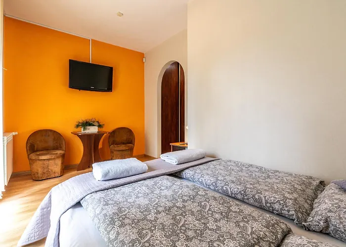 Nocleg ze śniadaniem Leśny Dworek