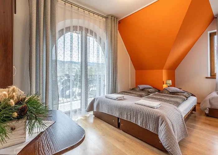 Leśny Dworek Nocleg ze śniadaniem 3*